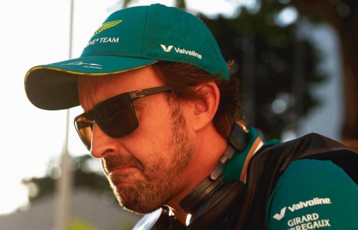 Fernando Alonso: il Maestro senza tempo che sfida i limiti della F1 mentre l'Aston Martin si dirige verso il futuro.