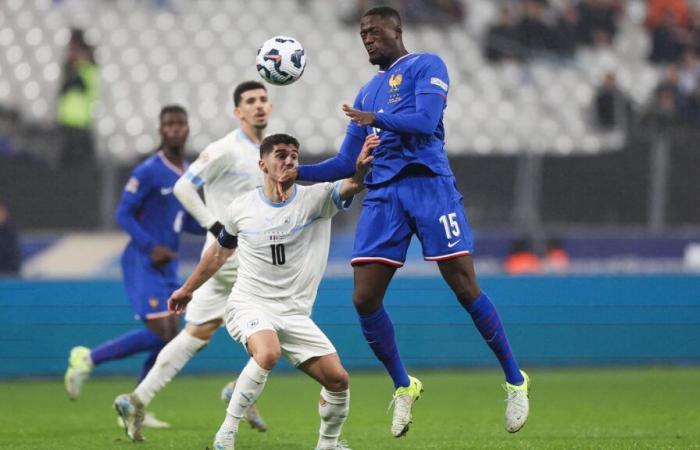 l'affluenza è la più bassa per un incontro dei Blues allo Stade de France