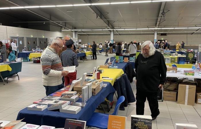 La fiera del libro, l'apoteosi della settimana M'Lire organizzata dalla mediateca Lamartine e dai suoi amici