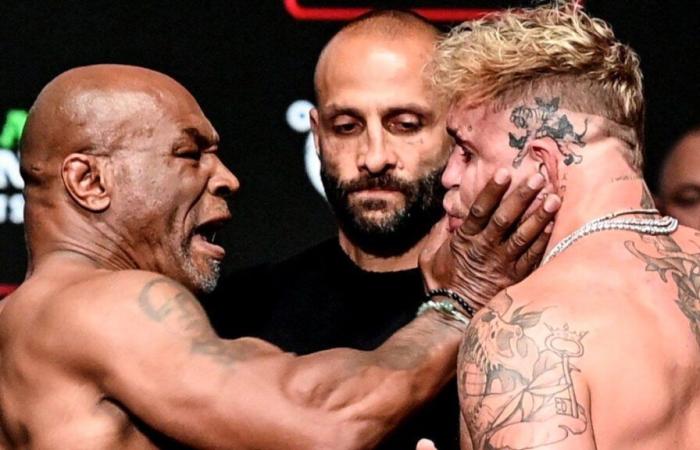 Mike Tyson schiaffeggia Jake Paul faccia a faccia