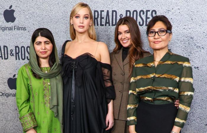 Jennifer Lawrence si è impegnata con le donne afghane insieme a Malala Yousafzai