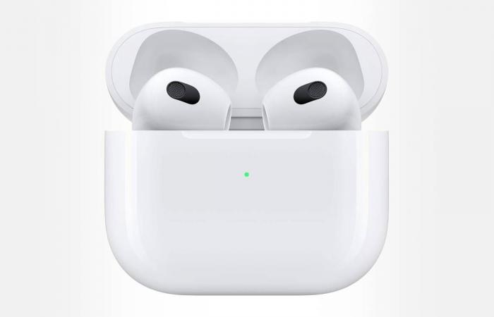 Prima del Black Friday, gli Apple AirPods 3 beneficiano di un bel calo di prezzo