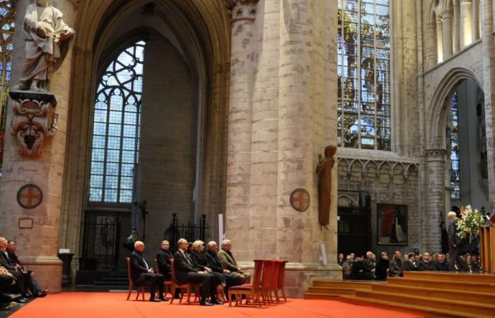 “Forse anch’io sono un migrante”, l’uscita del principe Laurent durante il King’s Day