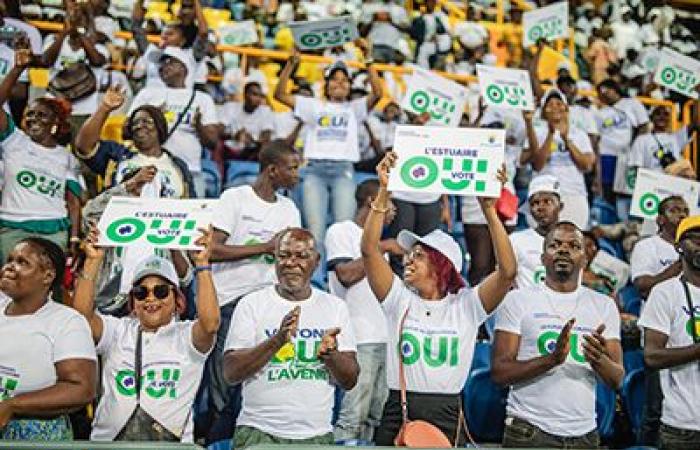 Referendum: conclusione trionfante della campagna per il Sì a Libreville | Gabonreview.com