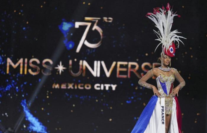 Indira Ampiot per Miss Universo