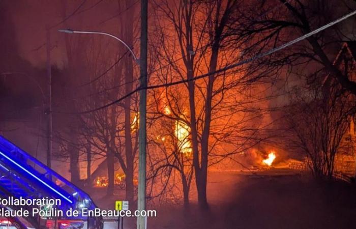 Grave incendio sulla 120esima strada a St-Georges de Beauce