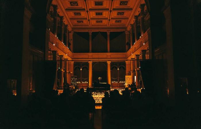 Candlelight rende omaggio a Jean-Jacques Goldman a Paris 7