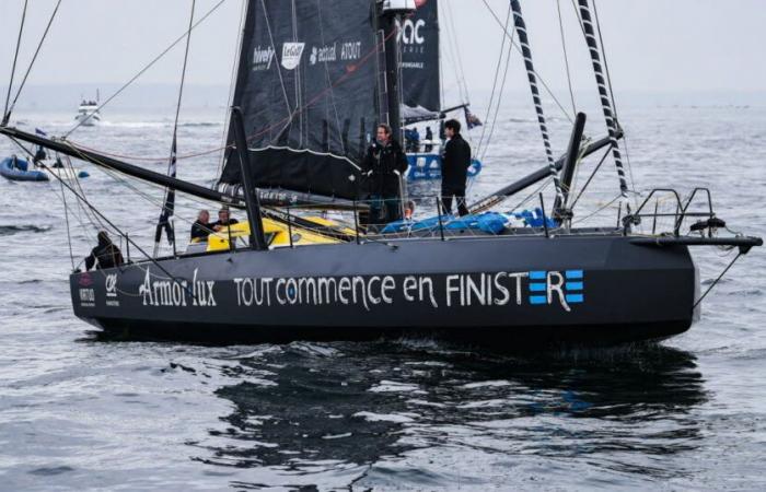 Velo. Jean Le Cam prende il comando della Vendée Globe al largo di Madeira