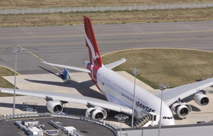 Un A380 della compagnia australiana Qantas effettua 34 voli con uno strumento rimasto nel motore