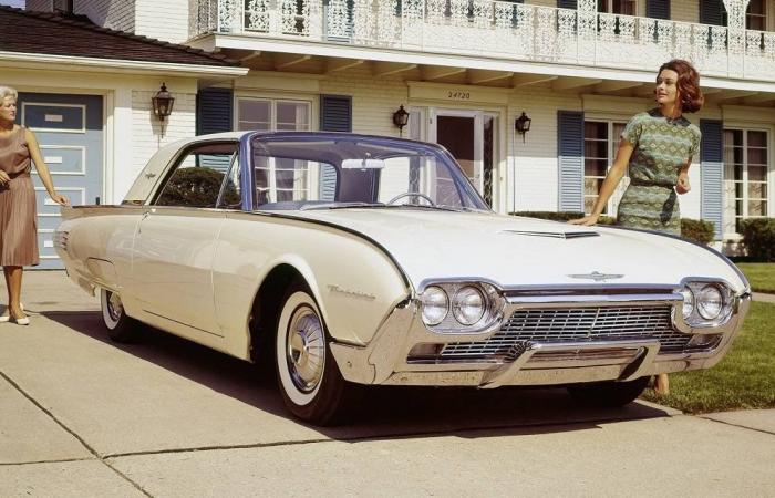 Ford Thunderbird 1961-63: Ford fa il grande passo