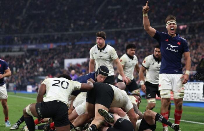 Rugby: il XV francese regala il terzo successo consecutivo contro gli All Blacks