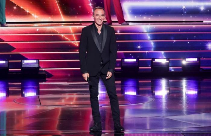 “Star Academy”: “Devi indossare la cravatta, ragazzone”, la madre di Nikos lo sorprende e “lo fa vergognare”