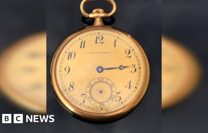 L'orologio regalato al capitano che salvò 700 sopravvissuti del Titanic viene venduto per 1,56 milioni di sterline