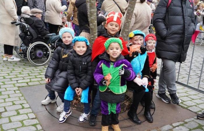 LIVE BLOG Arrivo di Sinterklaas: la tensione sale a Vianen, Voorstraat si riempie