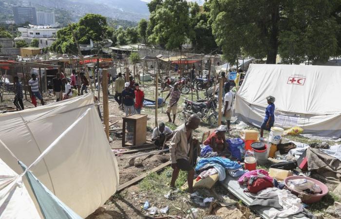 panico a Port-au-Prince, i residenti fuggono dalla violenza delle bande