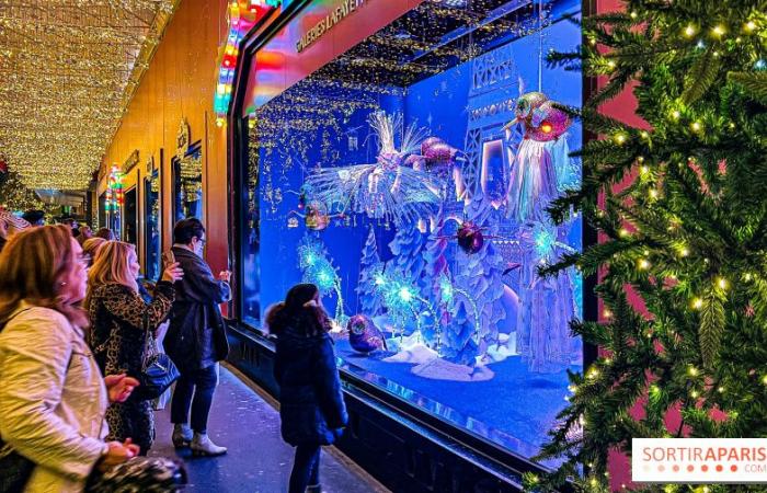 Le vetrine e l’albero di Natale delle Galeries Lafayette 2024