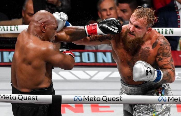 Mike Tyson vs Jake Paul: YouTuber batte l'ex campione mondiale dei pesi massimi con decisione unanime | Notizie di boxe