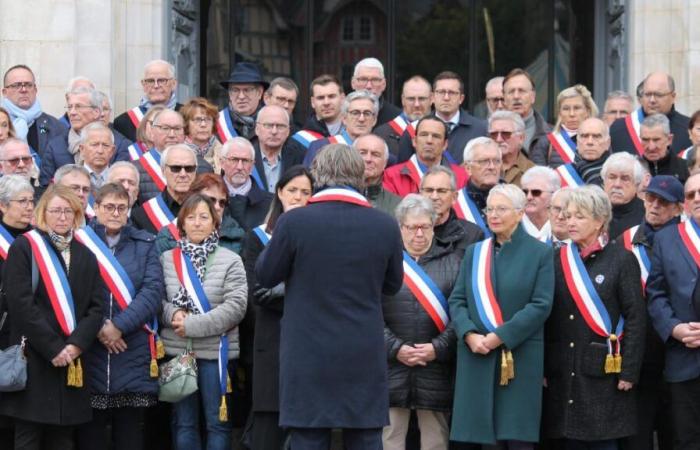 Una nuova tassa comunale? “Un dibattito davanti a noi” per François Baroin