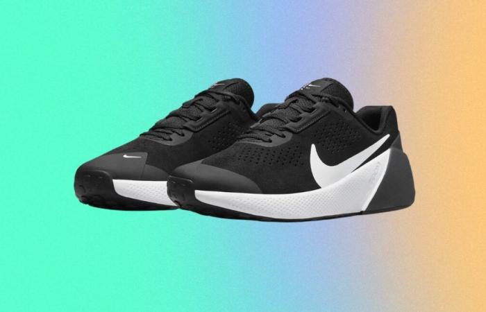 Queste sneakers Nike costano la metà sul sito ufficiale, approfittane