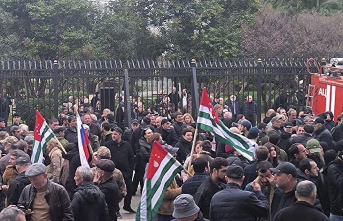 Georgia: scontri nell'Abkhazia separatista per un provvedimento filo-russo