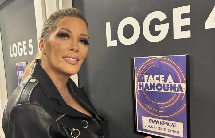 “Voglio sposarmi”: Loana mostra il suo nuovo volto in “Face à Hanouna” ‎