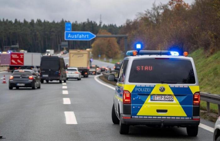 Grave incidente vicino a Pegnitz sulla A9: muore un passeggero