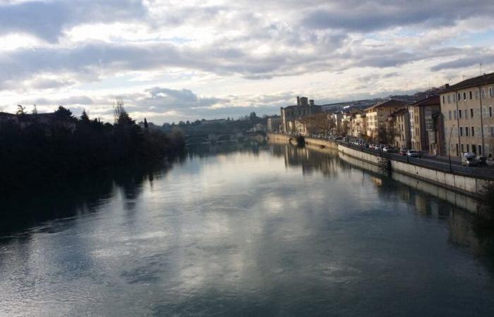 “La tensione è ancora alta”, riferisce il sindaco di Romans-sur-Isère, un anno dopo la morte di Thomas a Crépol