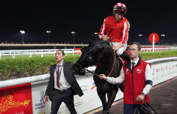 Sir Alex Ferguson vince il suo 2° Bahrain International Trophy con Spirit Dancer davanti al francese Calif (3°) e Andromeda (5°): il GRANDE VIDEO REPORT