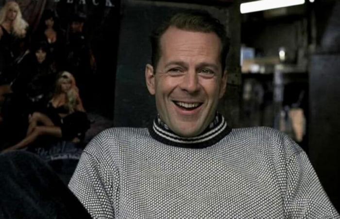 “Non preoccuparti per i soldi” Per giocare con questa leggenda di Hollywood, Bruce Willis ha rinunciato al 99% del suo stipendio