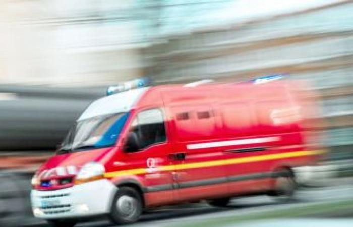 un mezzo pesante in fiamme, autostrada chiusa per 16 chilometri