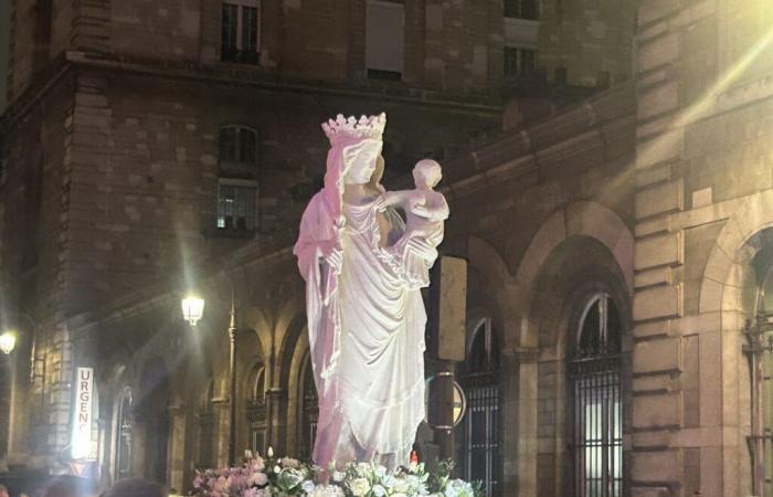 Notre-Dame è tornata a Notre-Dame!