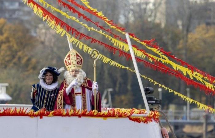 Sinterklaas attraccato ad Anversa: niente bambini cattivi quest’anno (Anversa)