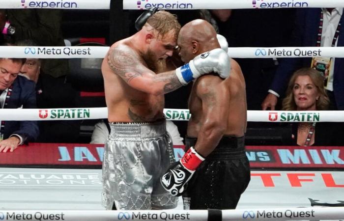 Chi ha perso Mike Tyson in carriera e qual è stato il suo record? La leggenda della boxe battuta da Jake Paul in un incontro controverso