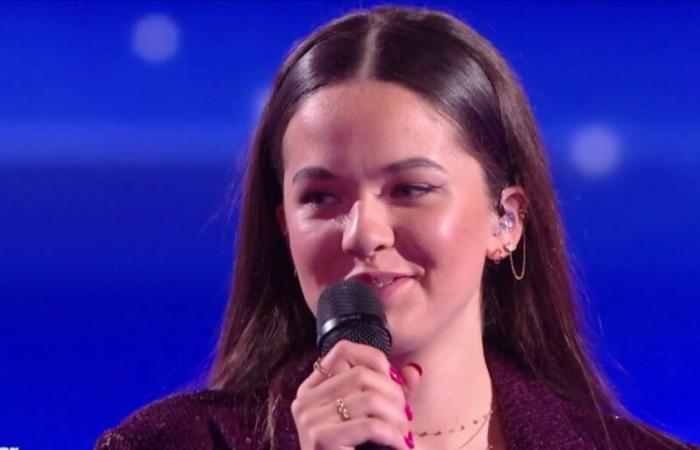 “Che bel momento”: Julie (Star Academy 2024) raggiunge Patrick Bruel sul palco, il Web esulta