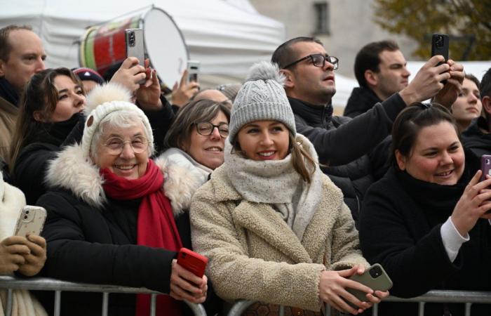 Foto: Eva Longoria, Jean Reno, Dominic West, Zabou Breitman, Constance Labbé, Patrick Paroux… pioggia di stelle all'Hospices de Beaune