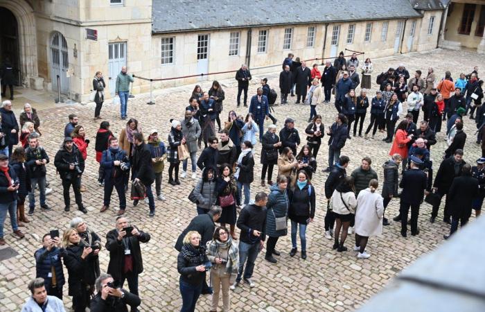 Foto: Eva Longoria, Jean Reno, Dominic West, Zabou Breitman, Constance Labbé, Patrick Paroux… pioggia di stelle all'Hospices de Beaune