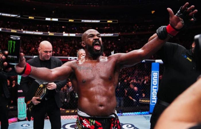 Risultati UFC 309, punti salienti: Jon Jones continua a vincere ad ogni turno, Stipe Miocic merita il nostro rispetto