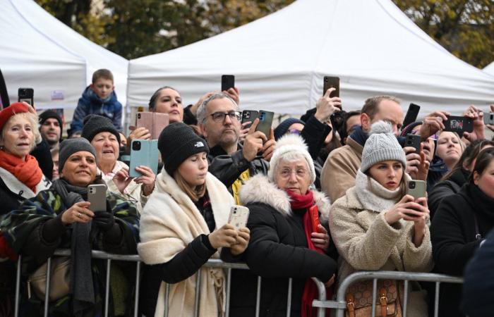 Foto: Eva Longoria, Jean Reno, Dominic West, Zabou Breitman, Constance Labbé, Patrick Paroux… pioggia di stelle all’Hospices de Beaune