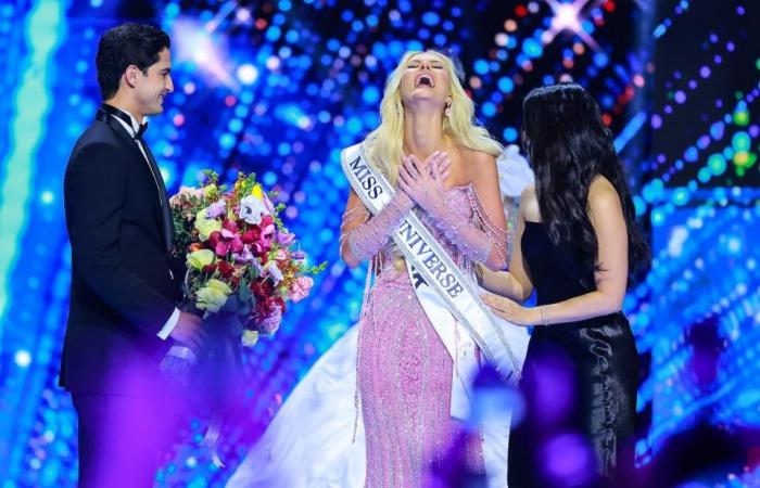 Miss Danimarca è stata incoronata vincitrice di Miss Universo per la prima volta nella storia del concorso