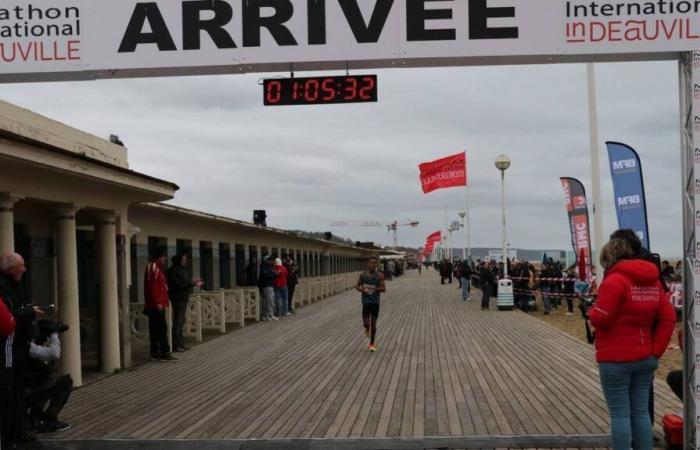 Un corridore della mezza maratona di Deauville, rianimato dai servizi di emergenza dopo un infarto