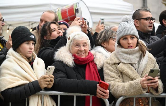 Foto: Eva Longoria, Jean Reno, Dominic West, Zabou Breitman, Constance Labbé, Patrick Paroux… pioggia di stelle all’Hospices de Beaune