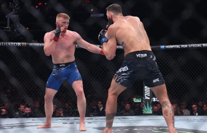 Bo Nickal def. Paul Craig all'UFC 309: le migliori foto