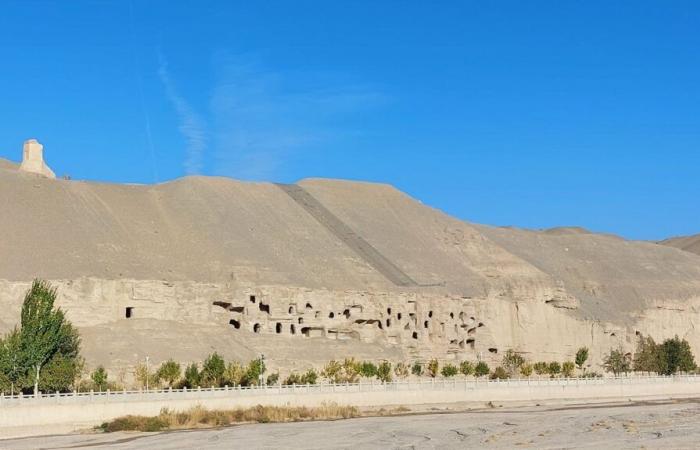 in Cina, nel deserto del Gobi, le autorità cercano di tutelare un patrimonio millenario