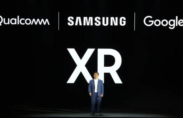 Gli occhiali intelligenti Samsung XR con intelligenza artificiale non arriveranno prima della seconda metà del 2025