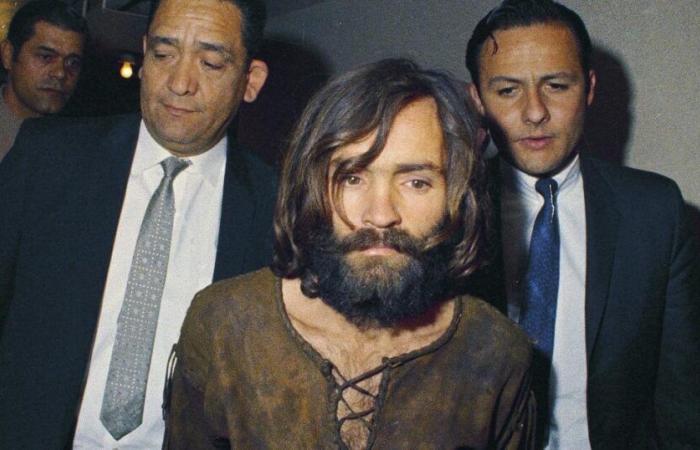 Charles Manson ammette il coinvolgimento negli omicidi precedenti al 1969