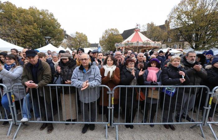 Foto: Eva Longoria, Jean Reno, Dominic West, Zabou Breitman, Constance Labbé, Patrick Paroux… pioggia di stelle all’Hospices de Beaune