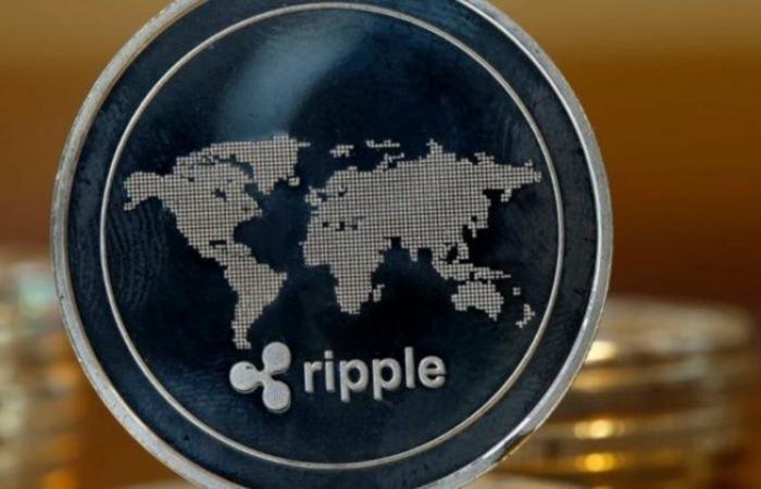 XRP supera quota 1 dollaro tra le speculazioni sulla riunione del CEO di Trump-Ripple