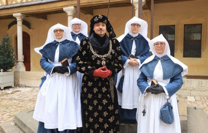 Foto: Eva Longoria, Jean Reno, Dominic West, Zabou Breitman, Constance Labbé, Patrick Paroux… pioggia di stelle all'Hospices de Beaune