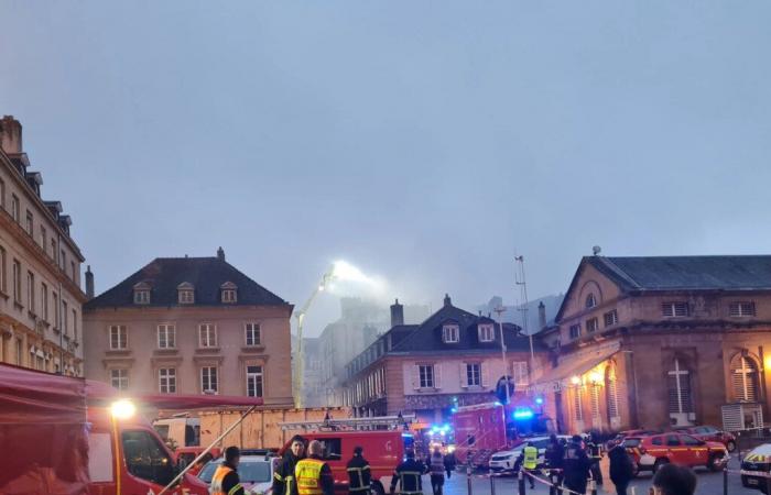 UN TERRIBILE INCENDIO NEL CENTRO DI METZ