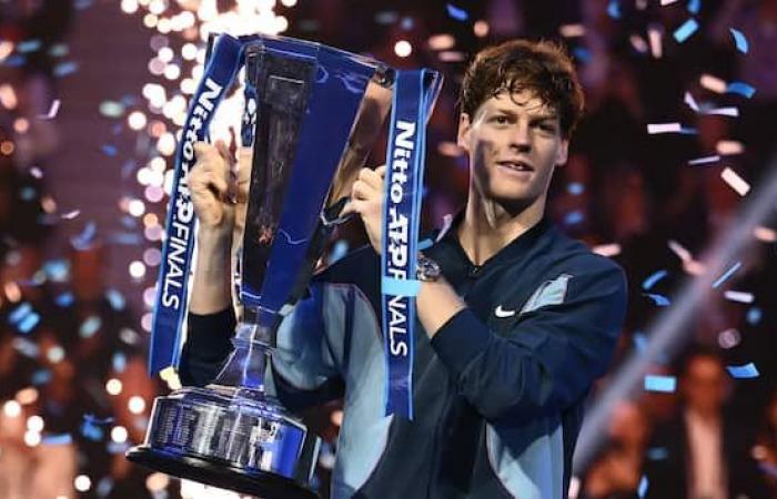 Jannik Sinner vince Atp Finals, battuto Fritz 6-4, 6-4. Il torneo in Italia fino al 2030